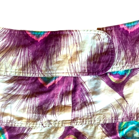 Vintage Y2K Neon Linen Nanette Lapore Baby Blue Mini skirt with Peacock Feathers - Picture 5 of 12